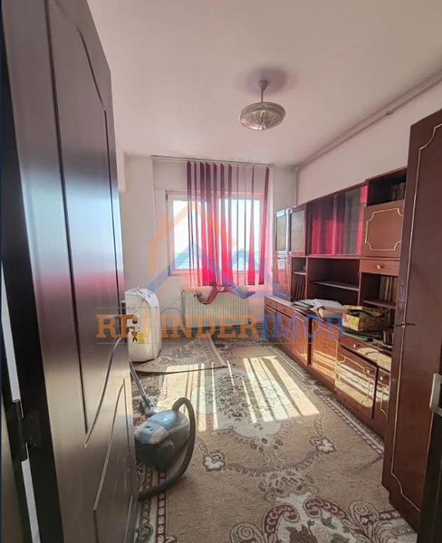 Margeanului  Apartament 3 camere de vanzare Soseaua Alexandria - Margeanului